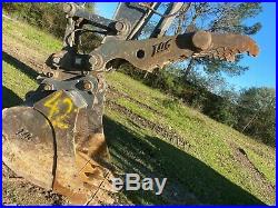 12 Deere 225D LC Excavator For Sale Hyd Thumb! TX Fin. + Ship! AWESOME UNIT