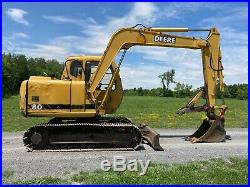 1998 John Deere 80 Hydraulic Excavator with Thumb