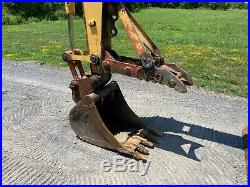 1998 John Deere 80 Hydraulic Excavator with Thumb