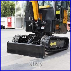 1.2 Ton Closed Cabin Mini Excavators For Sale 13.5HP with Gas EPA Engine