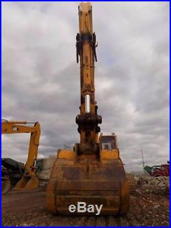2000 John Deere 450 LC Excavator / Deere Crawler Excavator