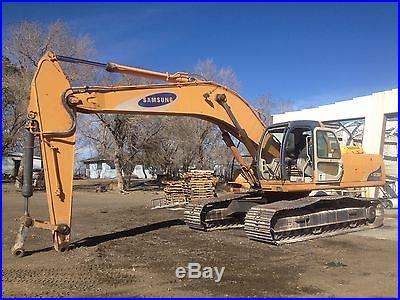 2001 Samsung Excavator Very Good Condition Bucket Available
