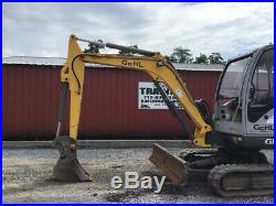 2004 Gehl 373 Hydraulic Mini Excavator with Cab & Carriage Slope Tilt