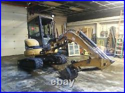 2005 Caterpillar 303 CR Hydraulic Mini Excavator with Thumb Hydraulic Tilt Bucket