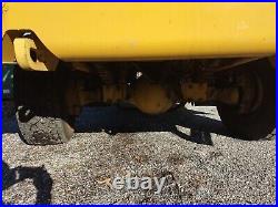 2005 Gradall xl3100 4x4 Wheeled Enclosed Cab Excavator with Bucket and Claw