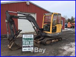2005 Volvo EC35 Hydraulic Mini Excavator with Cab & Hydraulic Thumb! Only 900Hrs