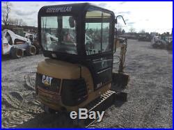 2006 Caterpillar 301.8 Mini Excavator with Cab & Breaker