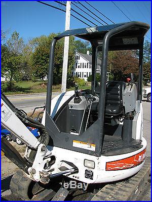 2009 Bobcat Excavator 425 Kubota 27hp Diesel Engine