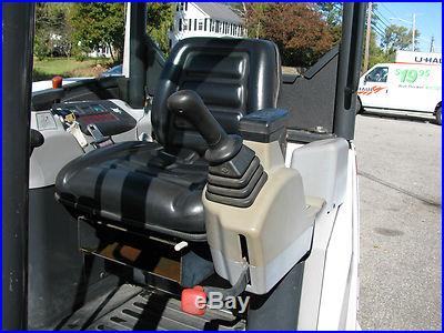 2009 Bobcat Excavator 425 Kubota 27hp Diesel Engine