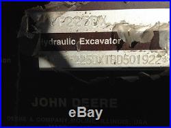 2011 John Deere 225D Excavators