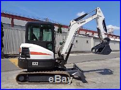 2012 Bobcat E32 Mini Excavator Backhoe Loader Cab AC & Heat Hydraulic Thumb
