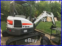 2014 35hp E35 Bobcat Excavator Zts Zero Turn Swing Clamp Lights Radio & More