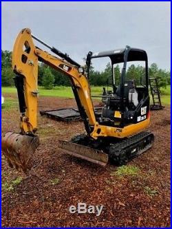 2015 Caterpillar 301.7d Mini Excavator! Only 614 Hours! Expandable Tracks