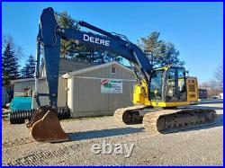 2015 John Deere 245G LC Excavator, 6131 Hours