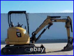 2016 Caterpillar 303E Mini Excavator Diesel Dozer blade