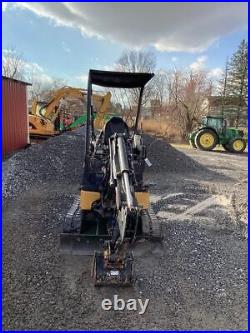 2016 Deere 17g Mini Excavator