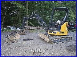 2020 John Deere 26G mini excavator Hydraulic Thumb 3 BUCKETS ONE OWNER! MINT