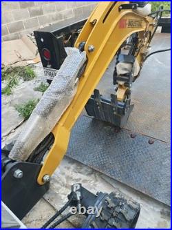 2025 AGT XZ20R mini excavator