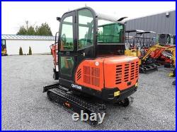 2.5 Ton RATO Gasoline Engine Excavator AGT-QNT50R 2.5 Ton RATO Gasoline Engine Excavator AGT-QNT50R