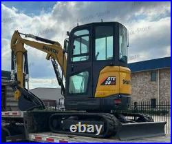 2.8 Ton Yanmar Diesel Engine Mini Excavator Tracked Digger withSide Swing SHANTUI 2.8 Ton Yanmar Diesel Engine Mini Excavator Tracked Digger withSide Swing SHANTUI