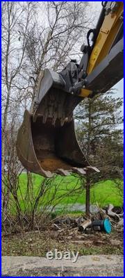 38 Inch Wide Excavator Bucket used 38 Inch Wide Excavator Bucket used