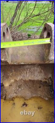 38 Inch Wide Excavator Bucket used 38 Inch Wide Excavator Bucket used