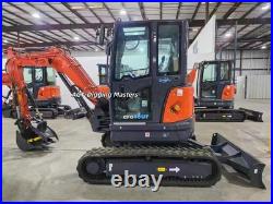 8487lbs CFG-40UF Mini Excavator Kubota Diesel Engine Cab & AC Hydraulic Thumb