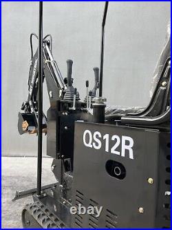 AGT 2023 New Mini Excavator 1Ton Digger 13.5 HP Tracked Crawler RATO Engine EPA