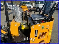 AGT H12R 1 Ton Hydraulic Mini Excavator Crawler 13.5HP RATO Gas Engine EPA AGT H12R 1 Ton Hydraulic Mini Excavator Crawler 13.5HP RATO Gas Engine EPA
