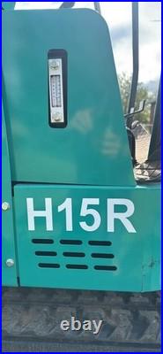 AGT Industrial H15R 1.5 Ton Mini Excavator 13.5 HP Rato Engine AGT Industrial H15R 1.5 Ton Mini Excavator 13.5 HP Rato Engine