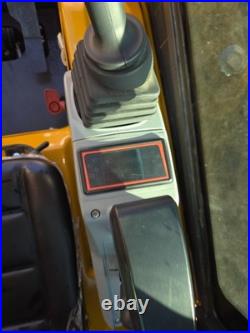 AGT MX21R Mini Excavator AGT MX21R Mini Excavator