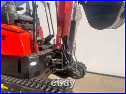 AGT Mini Excavator 1.4-Ton Kubota Diesel Engine with Side Swing Boom&Pilot Control