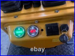 AGT Mini Excavator Digger withHydraulic Thumb&Side Swing Boom B&S Gas Engine 1 Ton