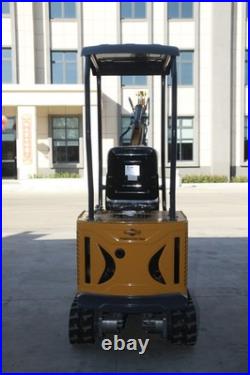 AGT Mini Excavator Digger withHydraulic Thumb&Side Swing Boom B&S Gas Engine 1 Ton