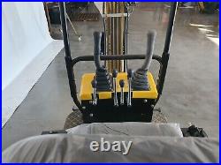 AGT QH12 1 Ton Mini Excavator Briggs & Stratton Engine 13.5 HP Gas EPA Certified