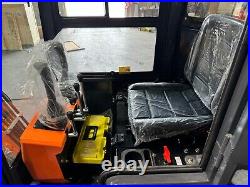 AGT QH13R Mini Excavator 1Ton Digger 13.5HP Crawler RATO Gas Engine With Cab