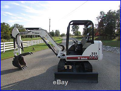 BOBCAT 331D MINI EXCAVATOR / 2550 HOURS / HYD THUMB / 2-SPEED / EXC COND / NR