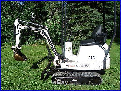 Bobcat 316 mini excavator, 519 hrs