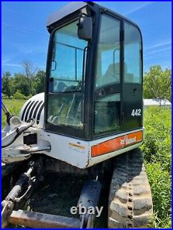 Bobcat 442 excavator