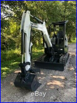 Bobcat E32 Track Excavator with Hydraulic Thumb Kubota Diesel ONLY 1235 hours