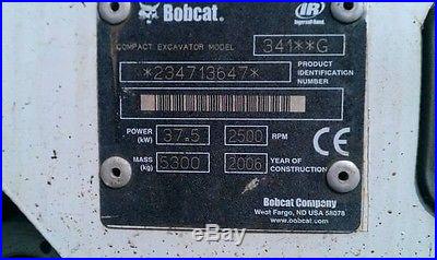 Bobcat Excavator 2006 w/ Shear MSD7R