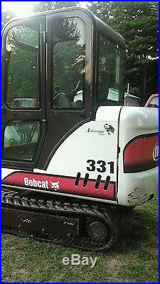 Bobcat excavator 2001 331D enclosed cab