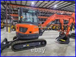 CFG-40UF 8487lbs Kubota Mini Excavator with Cab & AC 25HP Diesel USA Stock