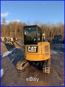 Cat 303.5 With Cab And Thumb