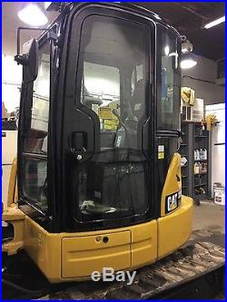 Cat 305.5 ecr mini excavator, thumb, coupler