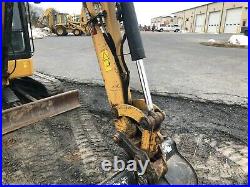 Caterpillar 304E CR Excavator, Cab, A/C, Heat, Blade, 3 Buckets, withHammer, Clean