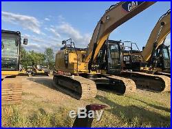 Caterpillar excavator 2018 320FL Aux Hydros, quick Coupler, like New Loaded, 661hr