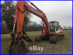 Daewoo SL220LC Excavator with manual thumb 6061 hours