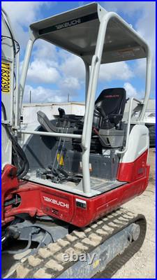 Excavator. Excavadora TB230 Takeuchi 2023