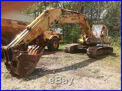 Excavator John Deere 790D